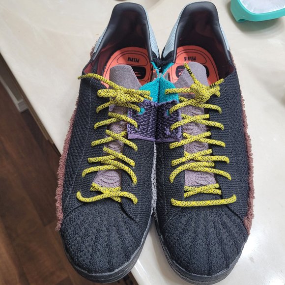 Adidas Superstar Patchwork Black Pharrell Human Race Size 10 - Picture 1 of 7